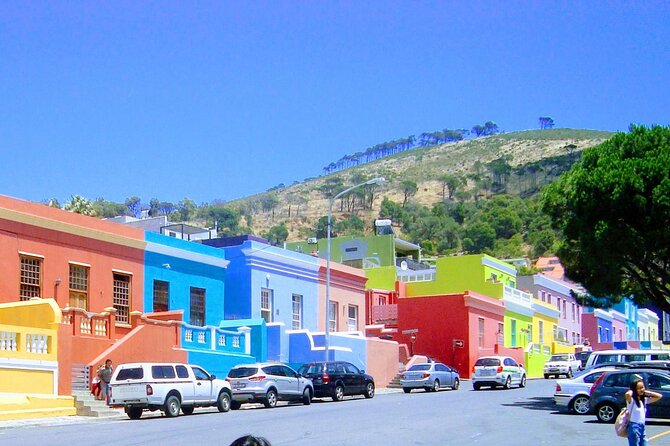 Private Guided Tour to Table Mountain and Cape Point with Penguin - Table Mountain brings the biggest view
