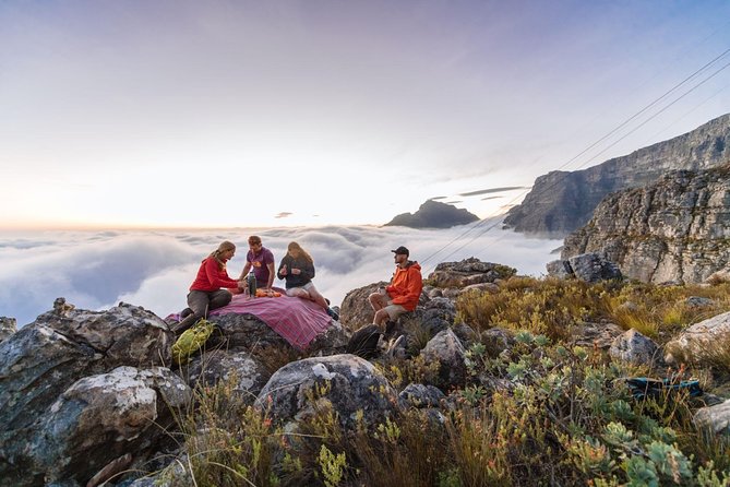 Private Hiking Tour of Table Mountain - The 7:00 a.m. start and hotel pickup