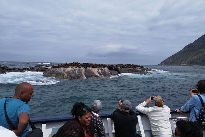 Private Historical Cape Town City and Scenic Passes Tour. - Clifton’s four beaches and Maidons Cove
