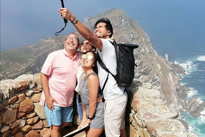 Private lovely journey to Penguins-Cape point-Cape of good hope - Camps Bay for a beachside pause