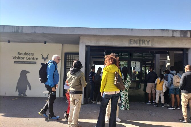 Private Tour:Cape Peninsula &Penguin Beach, Cape Point &more - Meeting the African penguins at Boulders Beach
