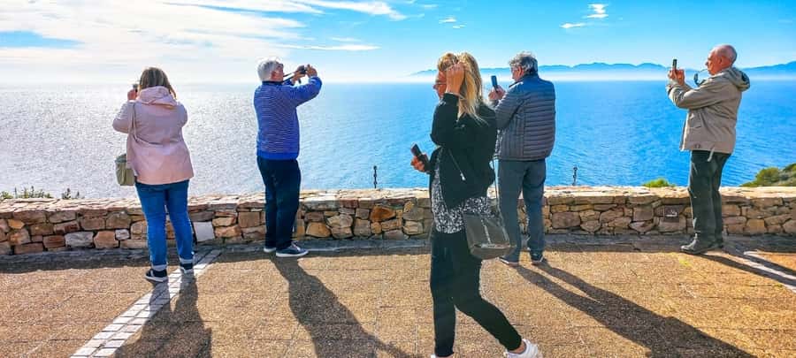 Private Tour from CapeTown to Cape of Good hope & cape point - Hout Bay and the choice of Seal Island