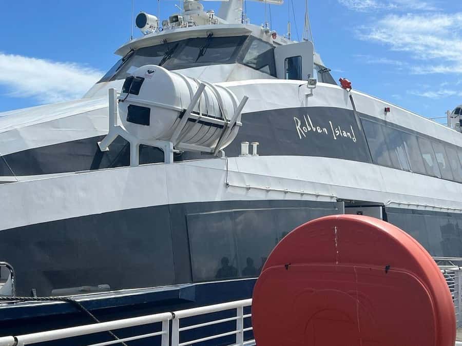 Private Tour: Robben Island, City Tour and Table Mountain - Key points to know before booking