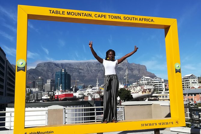 Robben Island, Bokaap, Mandela Glasses. tickets conf 8am next day - At the Nelson Mandela Gateway before the ferry