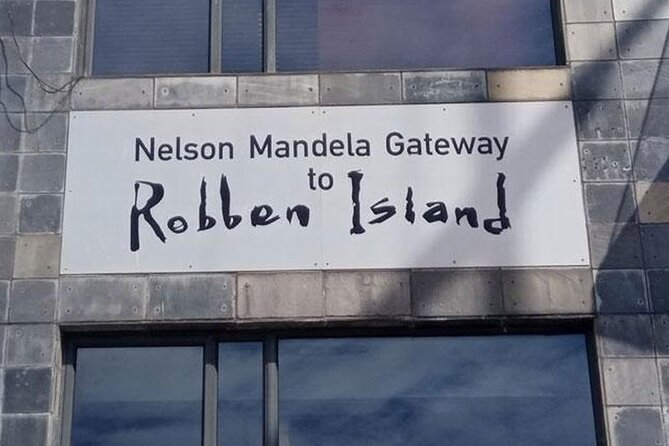 Robben Island Guided Tour & Two Ocean Aquarium with tickets - Why this pairing works in Cape Town
