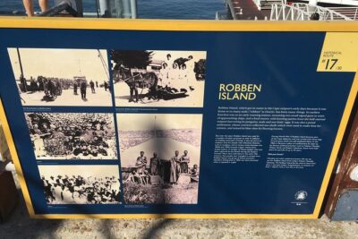 Robben Island Tour – Hotel Pick-Ups & stops at interesting places pre/post tour