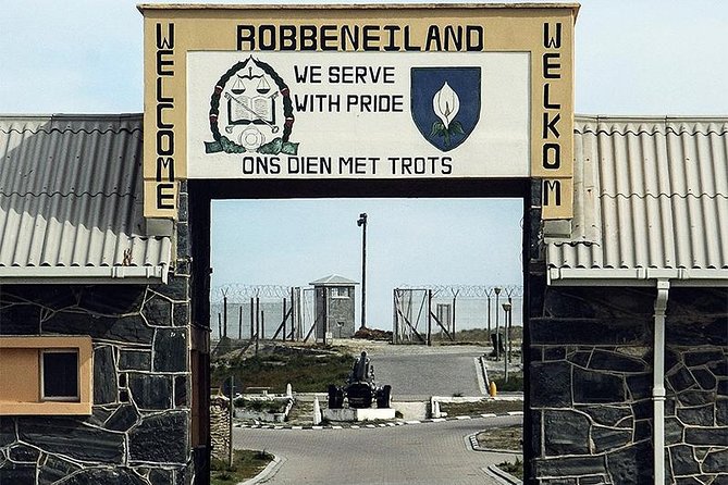 Robben Island Tour & Table Mountain guided Tour - Weather is the real wildcard