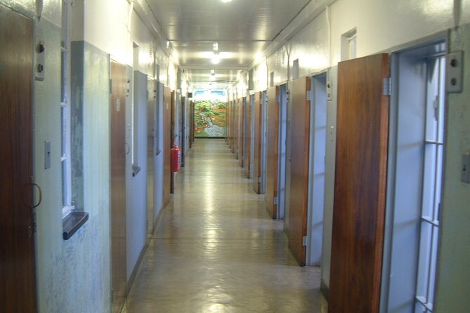 Robben Island & Township Full-Day Tour - The guides and the tone of the experience