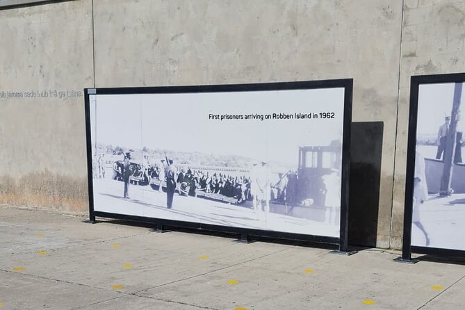 ROBBEN ISLAND with Pre-Booked Tickets Half day tour - The island bus tour with a former prisoner