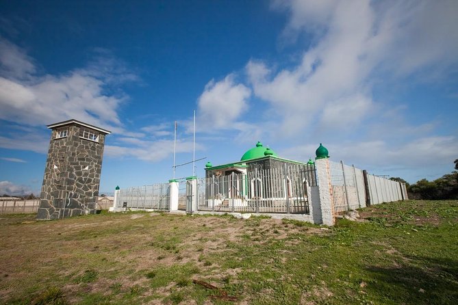 Robben Island with Tickets & Iconic Table Mountain Full Day Tour - Why This Cape Town Combination Works