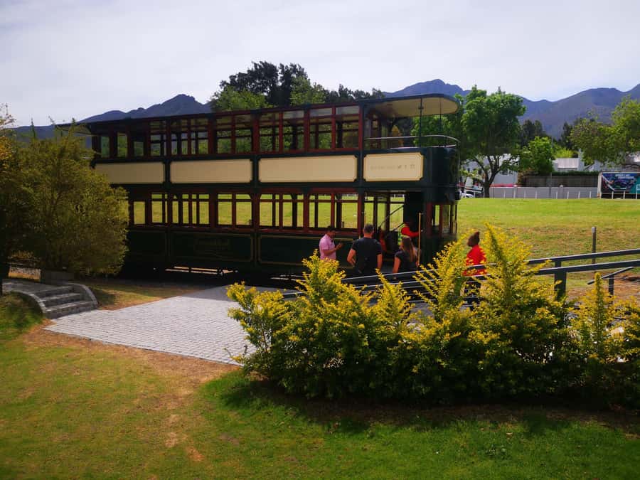 SCHEDULED FRANSCHHOEK WINE TRAM EXPERIENCE (by group size) - Key Points At A Glance