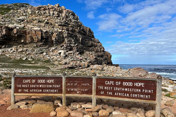 Scheduled Guided Tour to Table Mountain and Cape of Good Hope - Key points at a glance