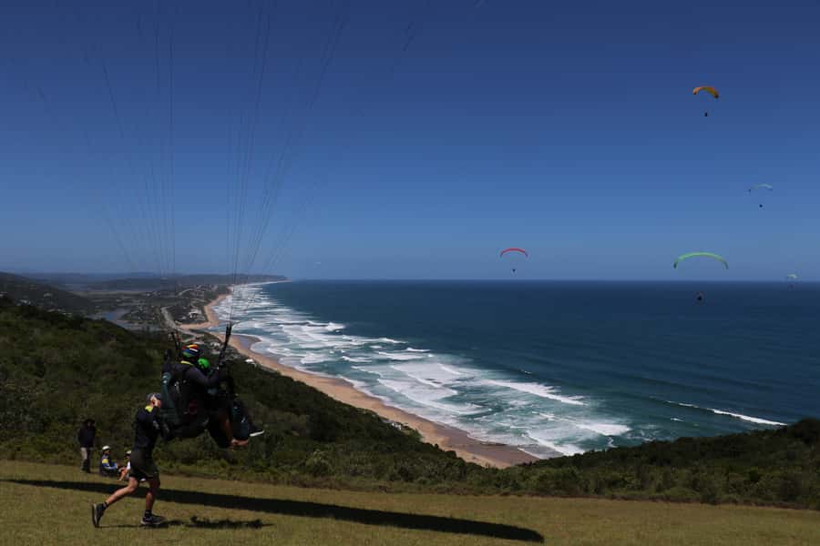 Sedgefield: Standard Tandem Paragliding Flight - Who will enjoy this most?