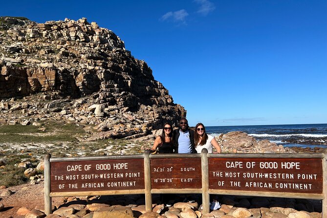 Small Group Tour Boulders Beach Penguin Colony Cape of Good Hope - Hout Bay gives you a choice