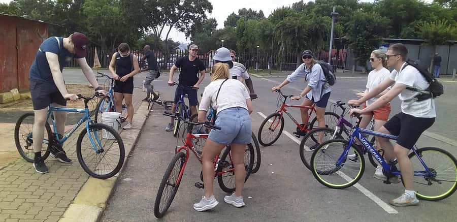 Soweto: Bike Tour with a Local Tour Guide - Orlando West by bicycle
