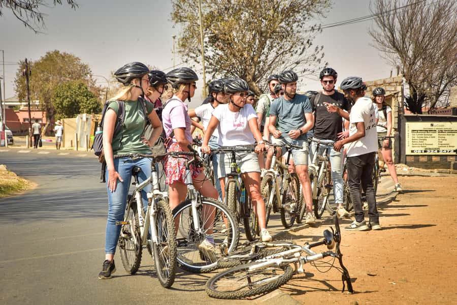 Soweto Food & Beer Bike Tour - Local food, from amagwinya to the Kota