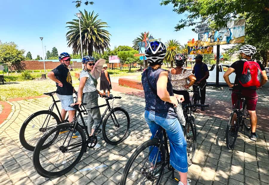 Soweto: Guided Bicycle Tour with Lunch - Key points to know before booking
