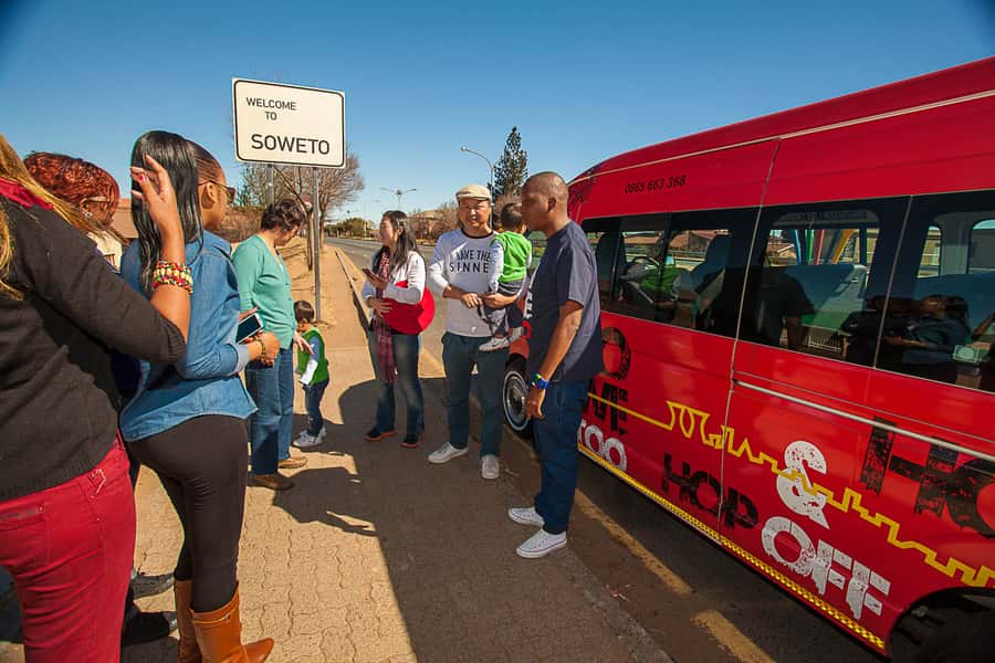 Soweto: Hop-On Hop-Off Bus, City Tour and Apartheid Museum - Why this combination works in Johannesburg