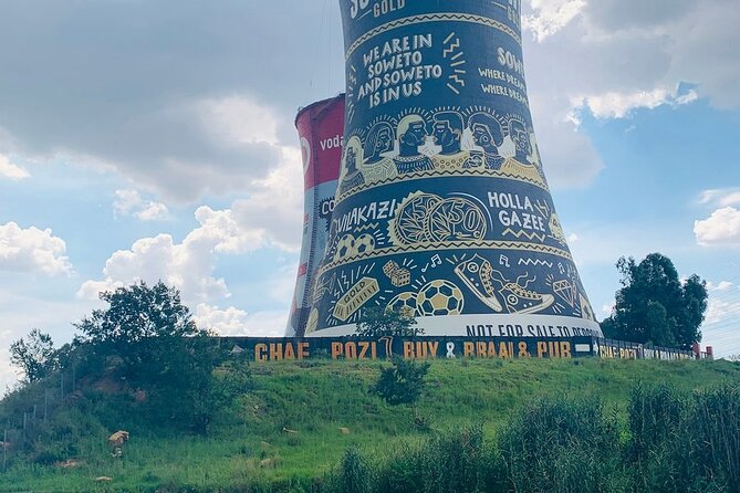 Soweto /Johannesburg and Apartheid Museum Guided Full Day Tour - Constitution Hill and Johannesburg’s prison history