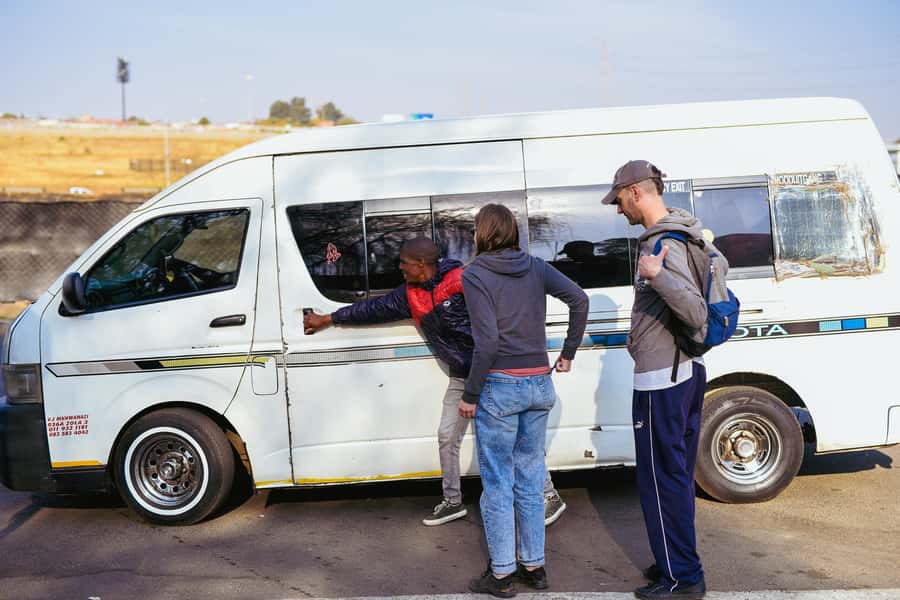 Soweto: Walking Tour with a Local Guide and Lunch - Nomzamo Park and the harder questions