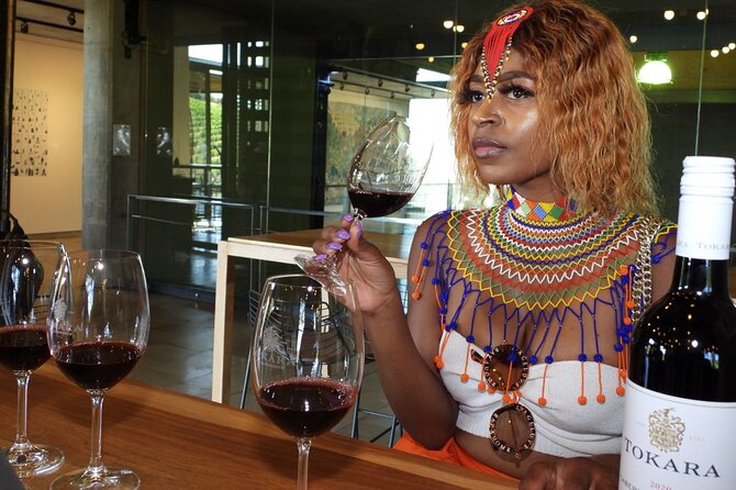 Stellenbosch & Franschhoek 20 Wine Tasting + Lunch Shared Tour - Fairview’s cheese pairing and working farm