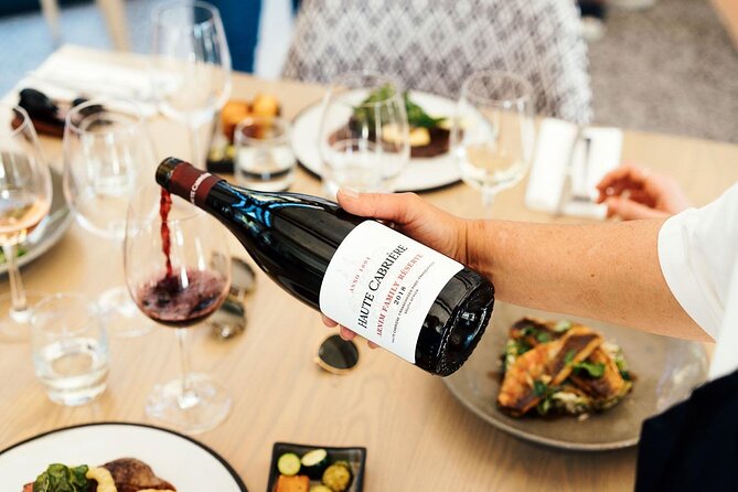 Stellenbosch & Franschhoek Wine Tasting Private Tour incl. Lunch - Who will enjoy this wine day most?