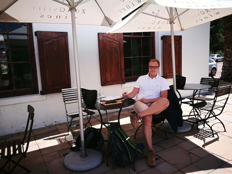 Stellenbosch: Stellenbosch E-Bike & Wine Tour (Shared Tour) - The first winery visit: scenery and cellar character