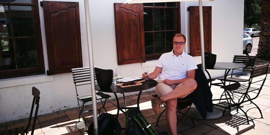 Stellenbosch: Stellenbosch E-Bike & Wine Tour (Shared Tour) - The second winery: comparing old and new