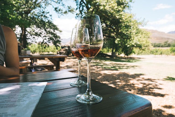 Stellenbosch Winelands Connoisseur Day Tour with Private Transfer - Lunch in Franschhoek: use the break wisely