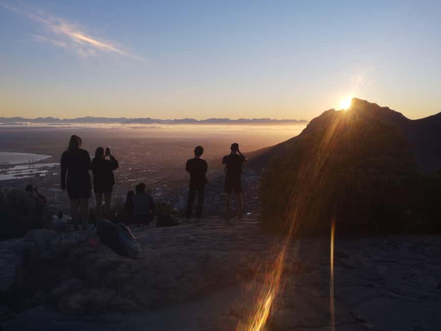 Sunrise Hike on Lion's Head - What to bring for the pre-dawn start