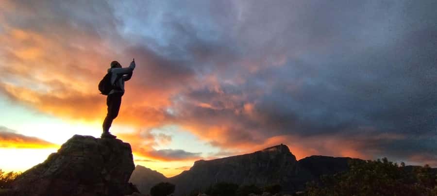 Sunrise Hike on Lion's Head - Why Lion’s Head works so well at sunrise