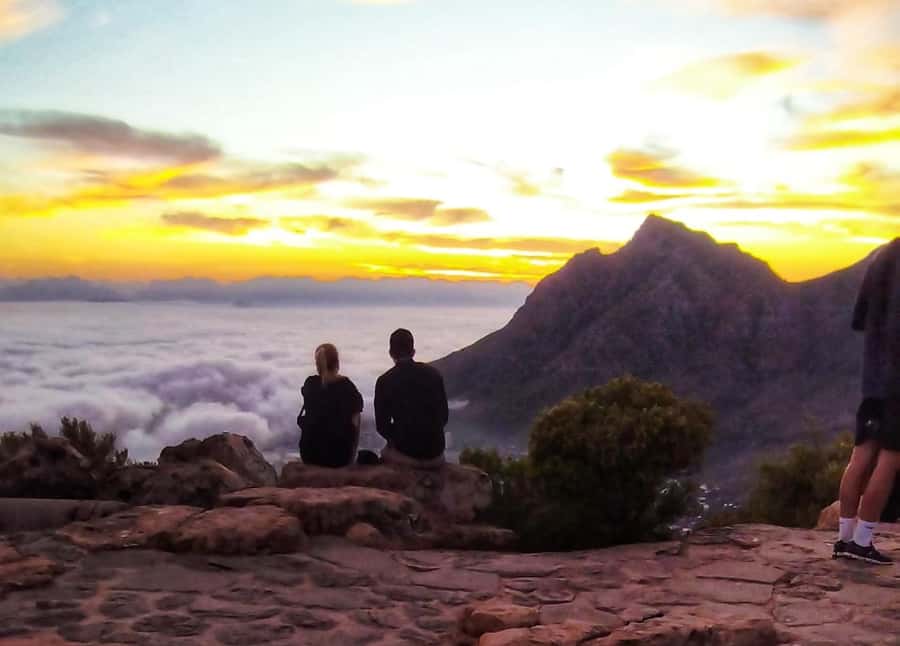Sunrise Hike on Lion's Head - Barry’s mountain judgment when the mist rolls in