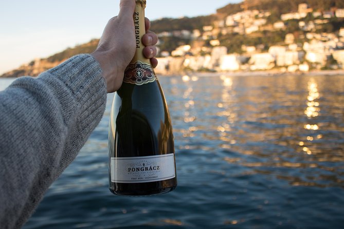 Sunset & Champagne Cruise for 2 pax on TIGGER 2 ( Guaranteed departure ) - Timing your dinner after the cruise