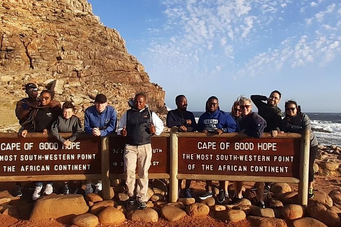 Table Mountain and Cape of Goodhope - Hout Bay Harbour and the optional seal cruise