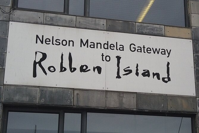 Table Mountain and Robben Island Tour - Starting with Table Mountain