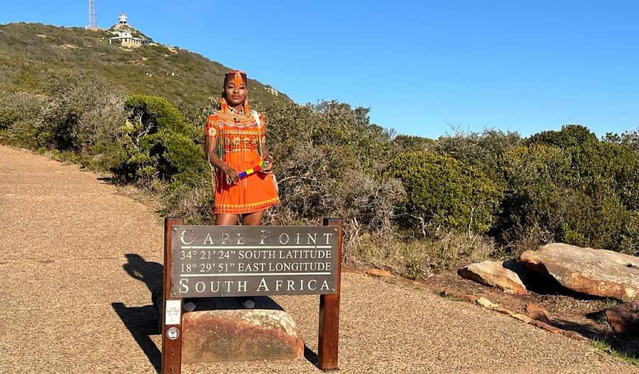 Table Mountain, Boulder's Penguins & Cape Point Private Tour - Meeting the penguins at Boulders Beach
