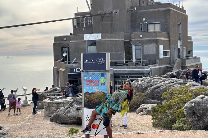 Table Mountain, Boulder's Penguins & Cape Point Private Tour from Cape Town - Cape Point and the lighthouse