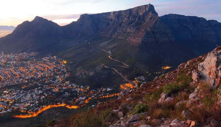 Table Mountain Cable Car Ticket with Transfer - Five minutes above Cape Town