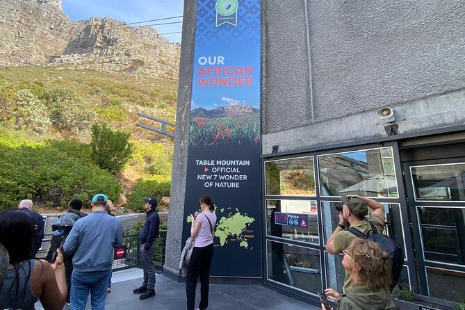 Table Mountain Tour including Pick Up & Drop Off from Cape Town - Bo-Kaap brings color and character