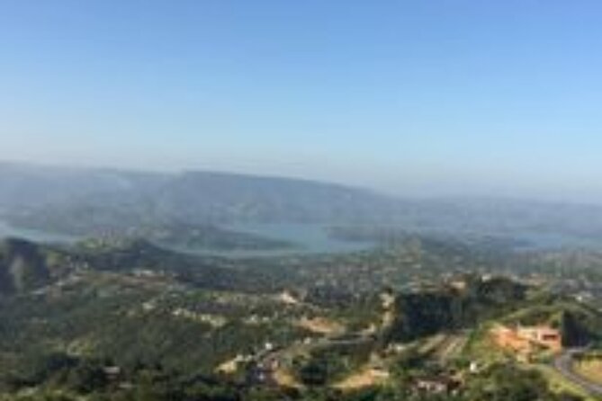 Tala Game reserve. Natal Lion Park and Valley of 1000 hills - Why this Durban wildlife day makes sense