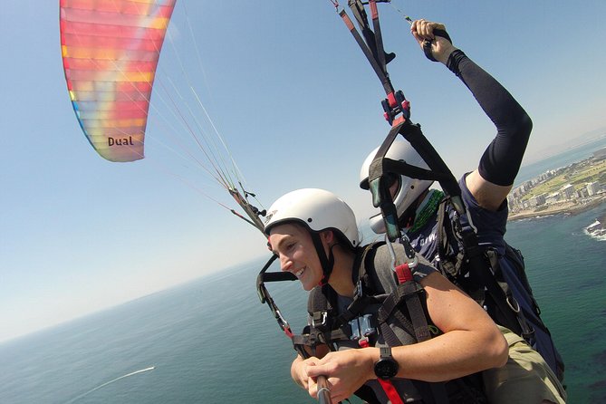 Tandem Paragliding Cape Town Experience TABLE MOUNTAIN PARAGLIDE - Taking off from Signal Hill or Lion’s Head