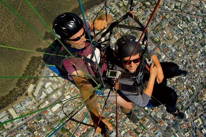 Tandem Paragliding In Cape Town (Icarus) - The Landing and Return to the Meeting Point