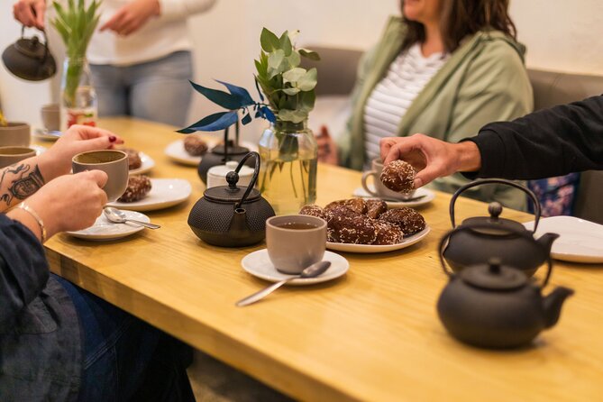 The Cape Town Essentials Food Tour - Cape Town Essentials Food Tour: Key Points