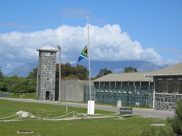 Township Tour District 6 Museum Robben Island drop off at hotel - District Six Museum: Starting With Displacement