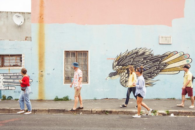 Urban Safari in Cape Town - Starting on Kloof Street in the art-covered van