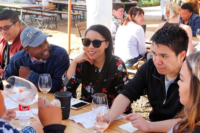 Wine Tour: Paarl, Franschhoek & Stellenbosch incl 3 wineries - What the coach adds to the experience